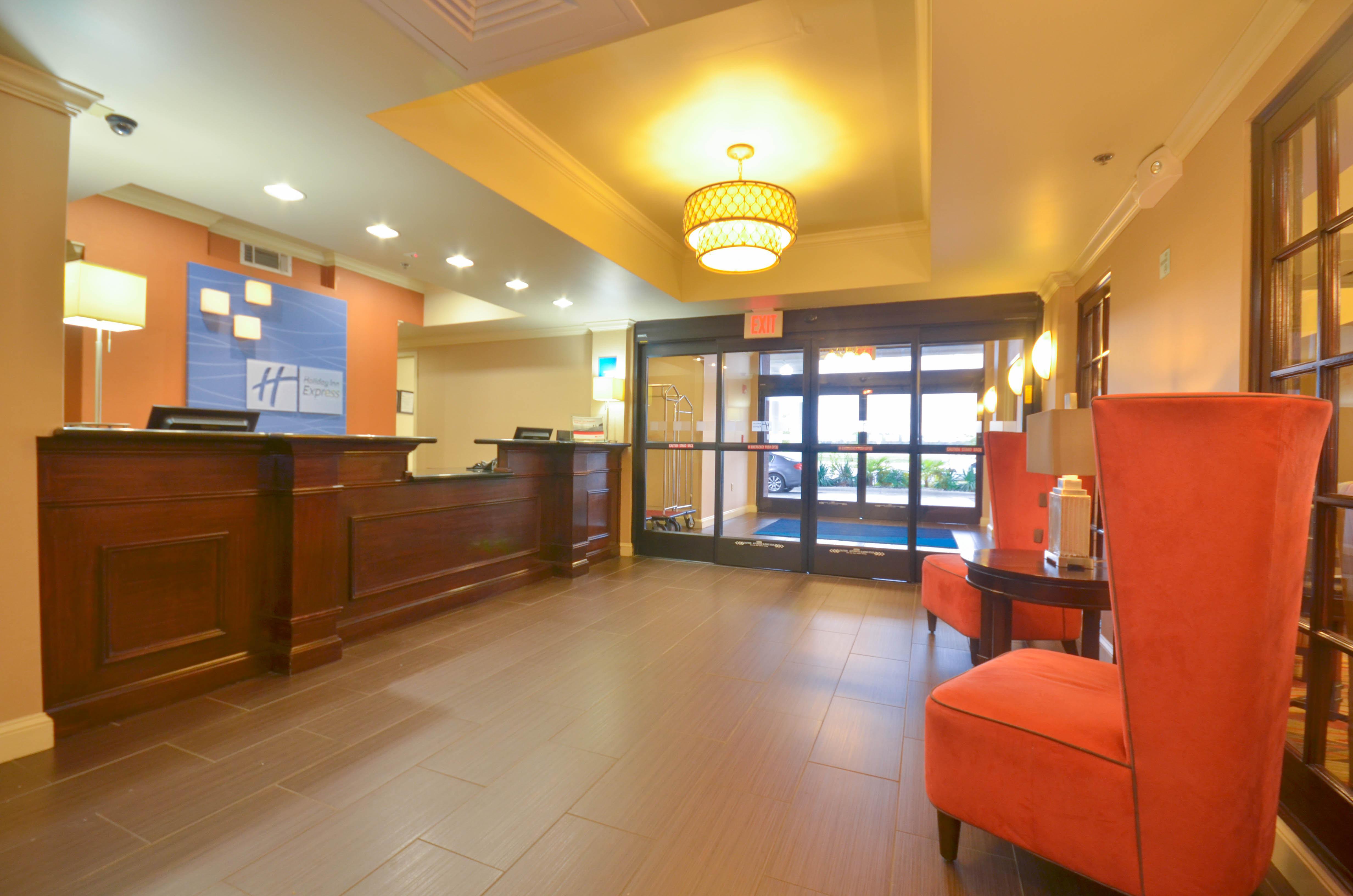 Holiday Inn Express & Suites Pine Bluff/Pines Mall By Ihg Zewnętrze zdjęcie
