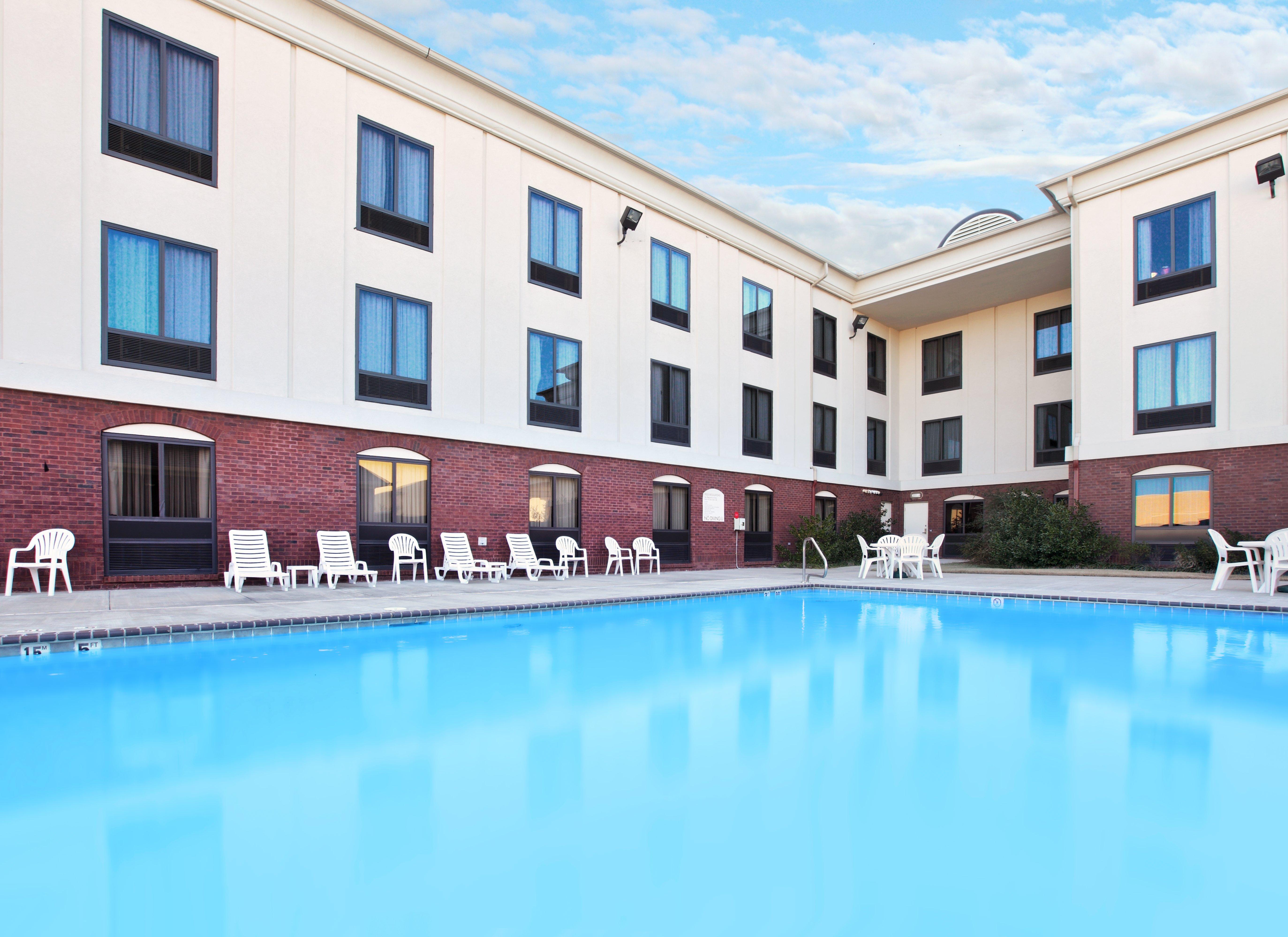 Holiday Inn Express & Suites Pine Bluff/Pines Mall By Ihg Zewnętrze zdjęcie