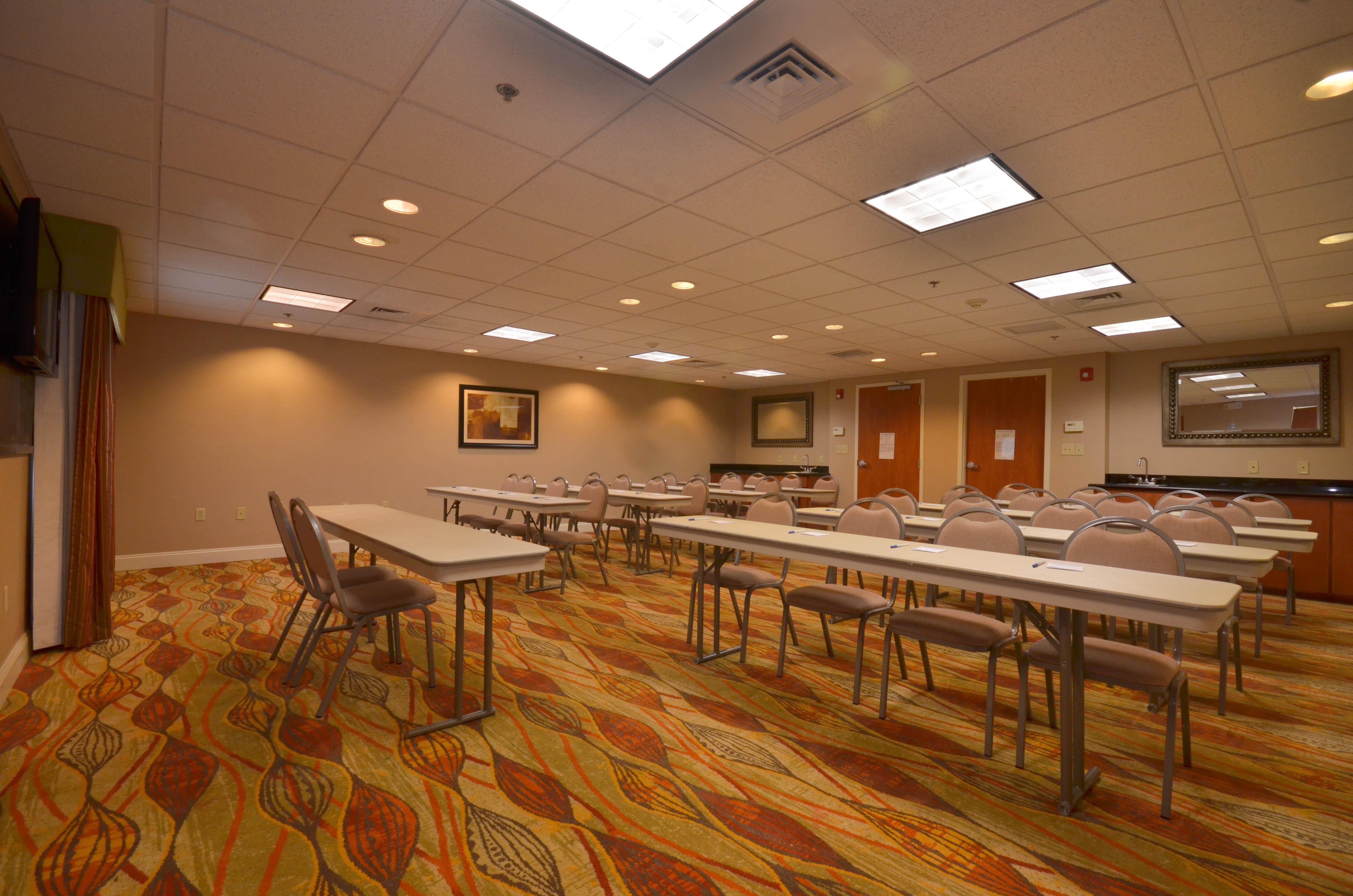 Holiday Inn Express & Suites Pine Bluff/Pines Mall By Ihg Zewnętrze zdjęcie