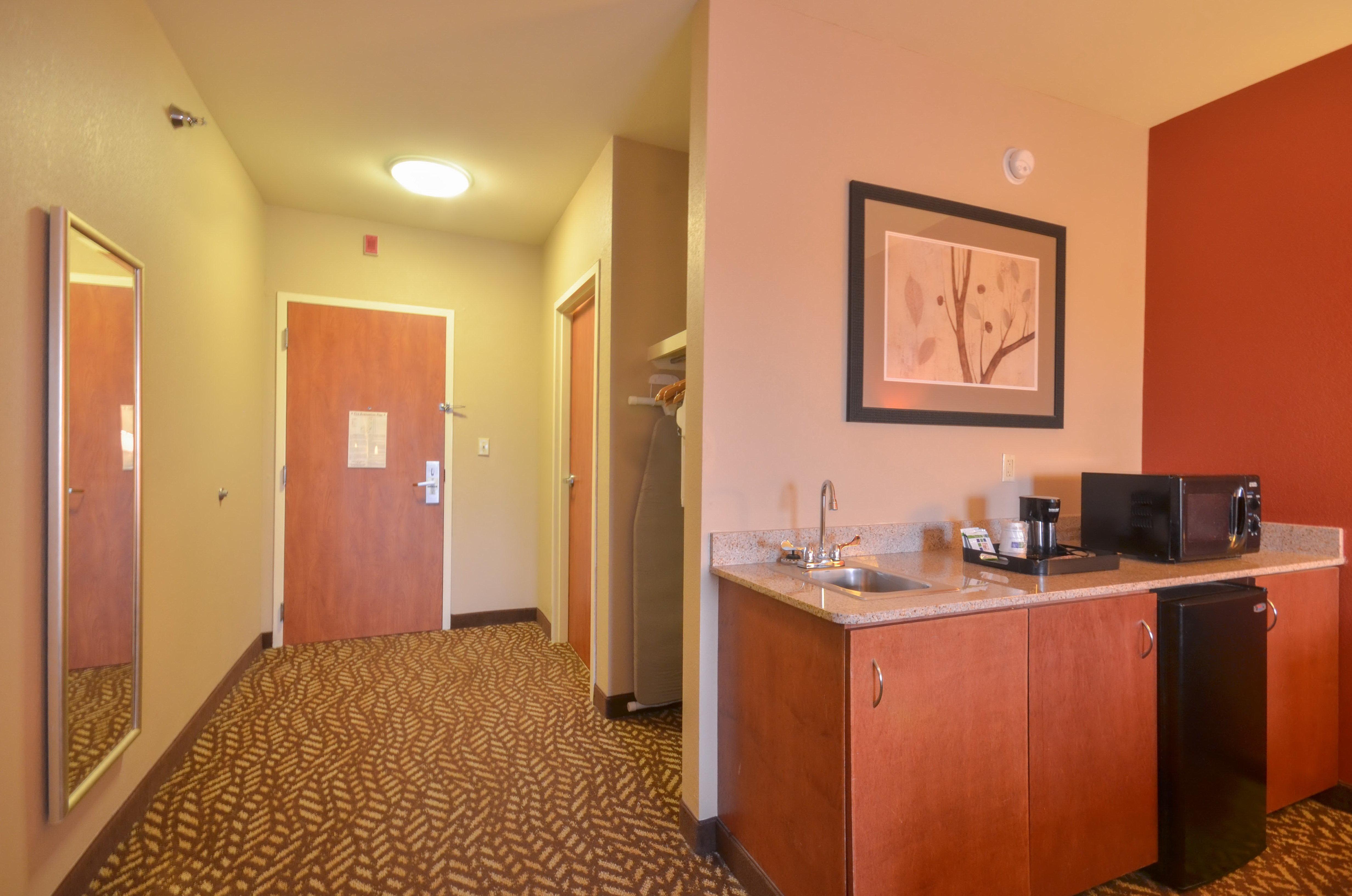 Holiday Inn Express & Suites Pine Bluff/Pines Mall By Ihg Zewnętrze zdjęcie