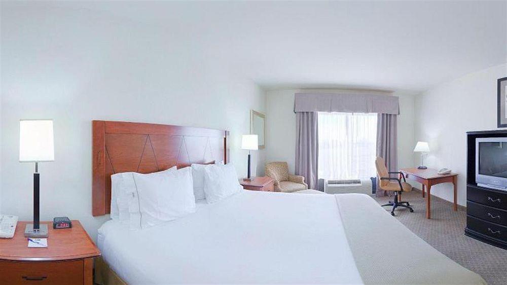 Holiday Inn Express & Suites Pine Bluff/Pines Mall By Ihg Zewnętrze zdjęcie