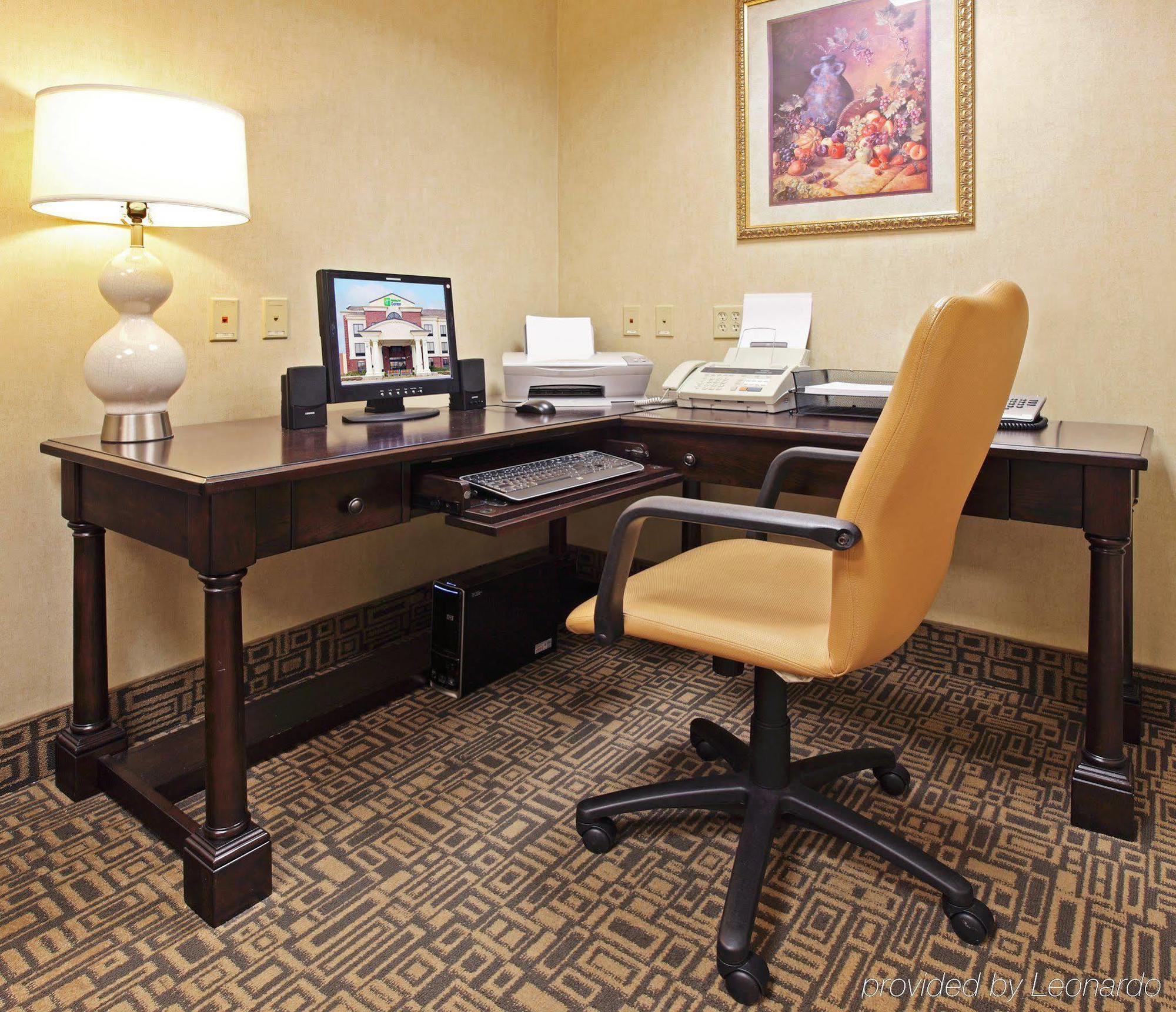 Holiday Inn Express & Suites Pine Bluff/Pines Mall By Ihg Udogodnienia zdjęcie